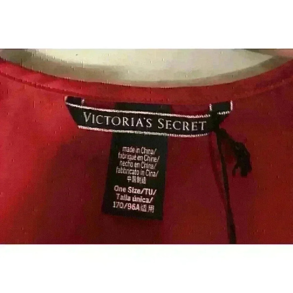 NWT Victoria's Secret Short Satin Love Heart Red Robe Kimono Valentine One Size - Picture 3 of 5